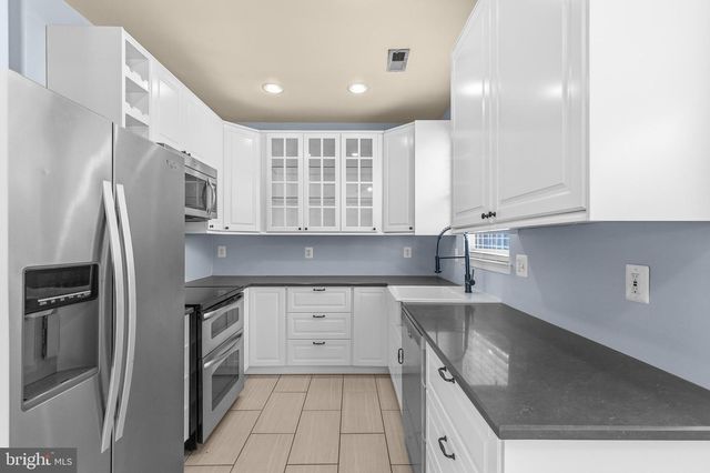 45629 LIVINGSTONE STATION ST, Sterling, VA 20166