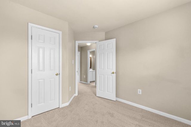 45629 LIVINGSTONE STATION ST, Sterling, VA 20166