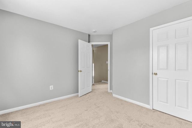 45629 LIVINGSTONE STATION ST, Sterling, VA 20166