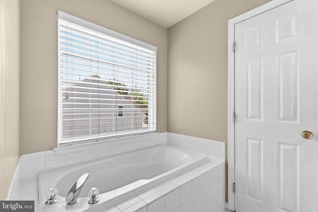 45629 LIVINGSTONE STATION ST, Sterling, VA 20166