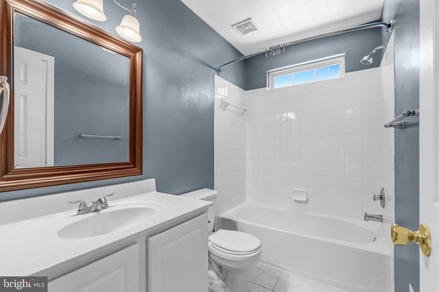 45629 LIVINGSTONE STATION ST, Sterling, VA 20166
