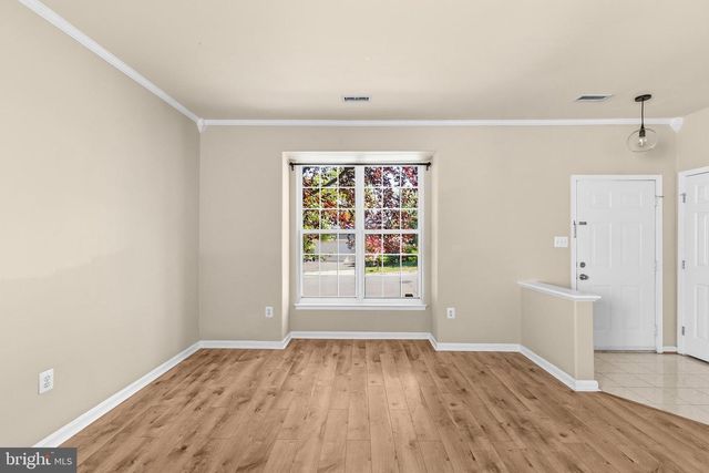 45629 LIVINGSTONE STATION ST, Sterling, VA 20166