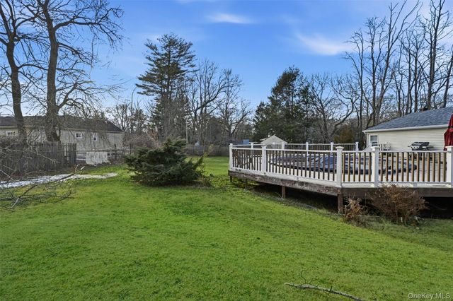 4 Cottage Court, Middle Island, NY 11953