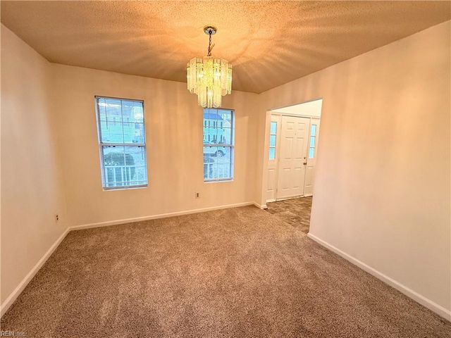 130 Summerglen RDG, Newport News, VA 23602