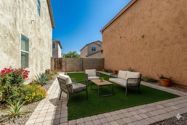 5141 W WARNER Street, Phoenix, AZ 85043