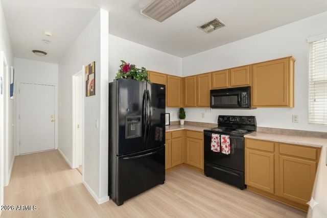 5141 W WARNER Street, Phoenix, AZ 85043