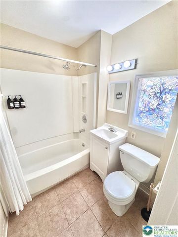 229 East Union Boulevard 1, Bethlehem City, PA 18018