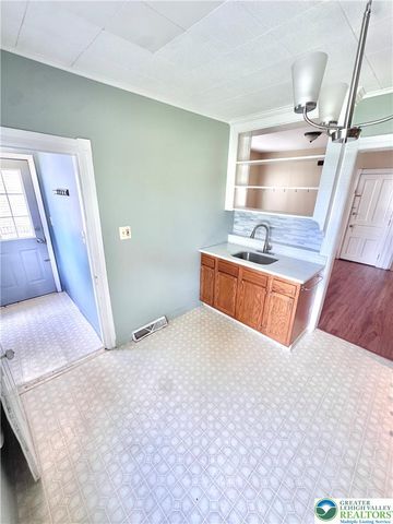 229 East Union Boulevard 1, Bethlehem City, PA 18018