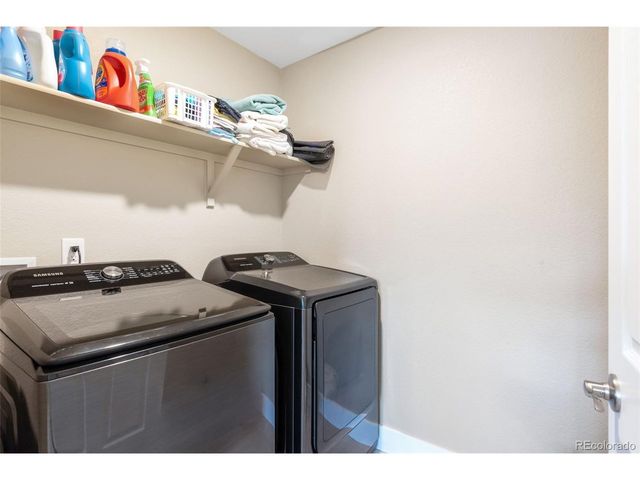 5955 Plains End Ct, Castle Rock, CO 80104