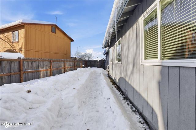 471 Scorpio Circle, Anchorage, AK 99508