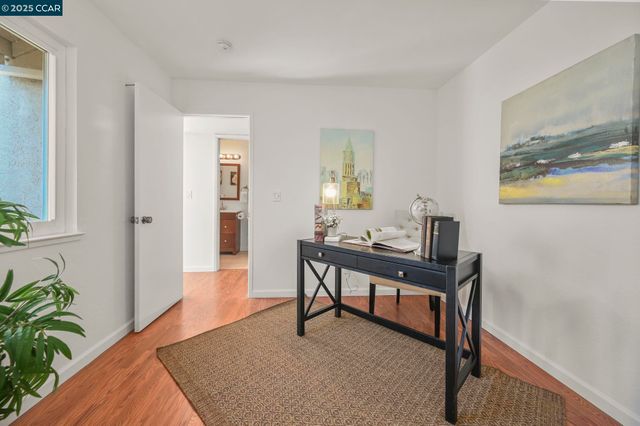 20 Clark Creek Cir, Clayton, CA 94517