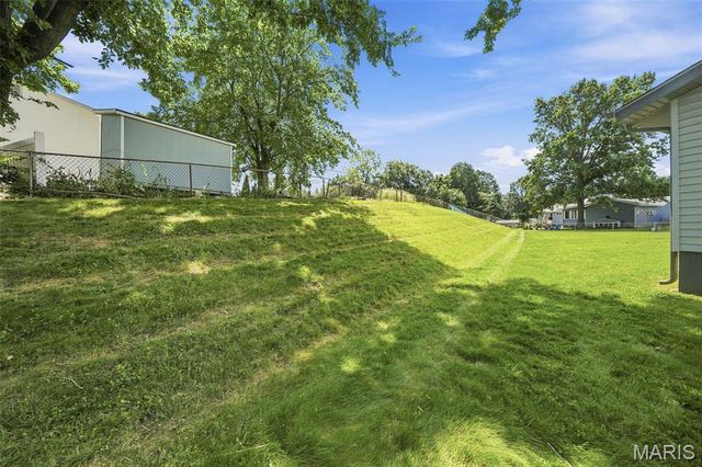 2266 Halyard Court, Mehlville, MO 63129