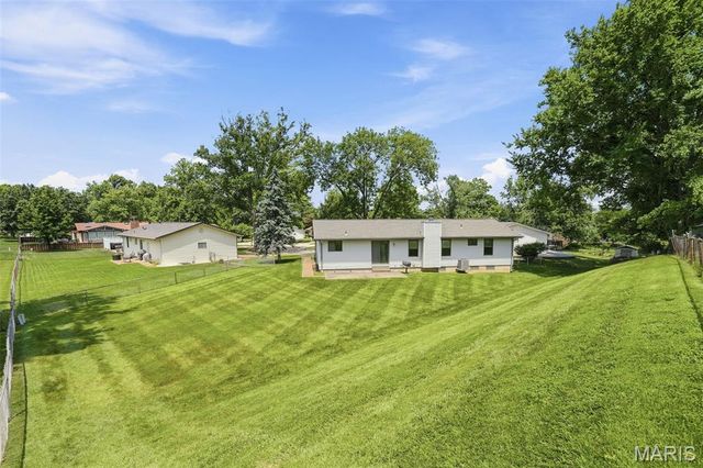 2266 Halyard Court, Mehlville, MO 63129