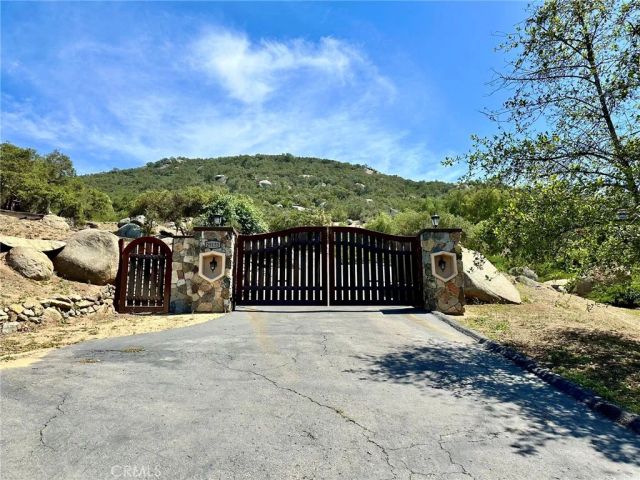 29155 Buckshot Canyon Road, Escondido, CA 92026