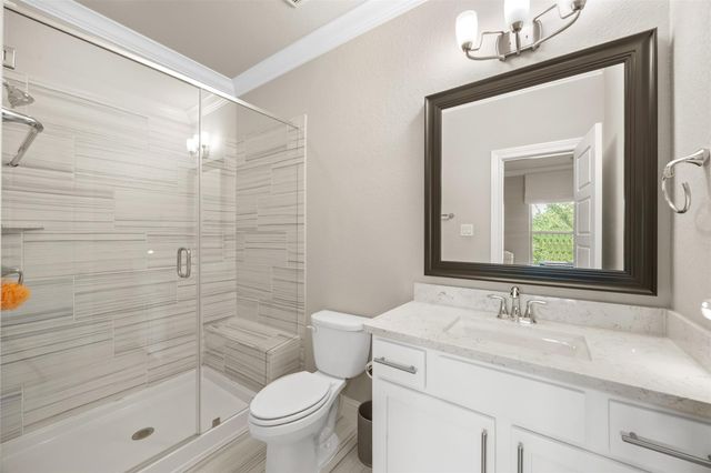 1006 Shepherd Oaks Drive, Houston, TX 77018