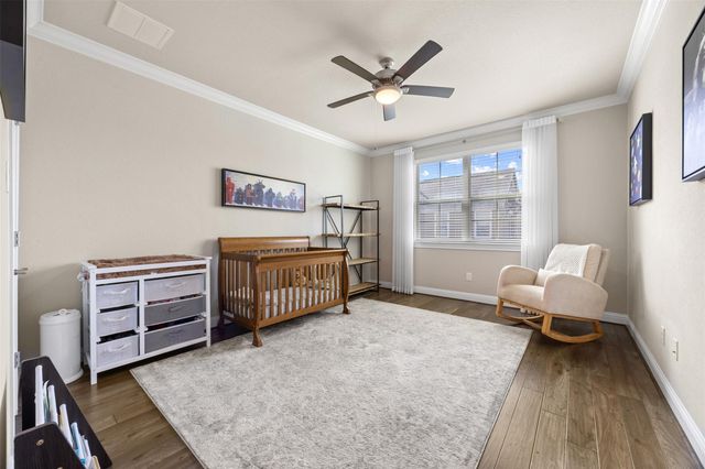 1006 Shepherd Oaks Drive, Houston, TX 77018