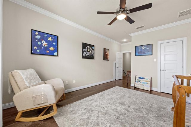 1006 Shepherd Oaks Drive, Houston, TX 77018