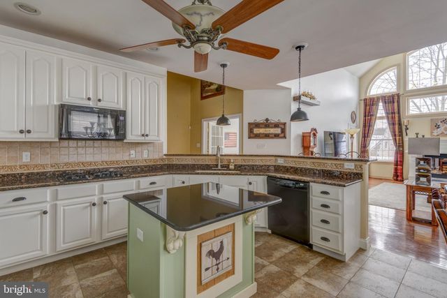 322 MCNEIL LN, West Grove, PA 19390