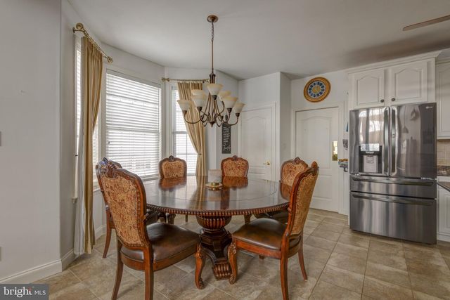 322 MCNEIL LN, West Grove, PA 19390