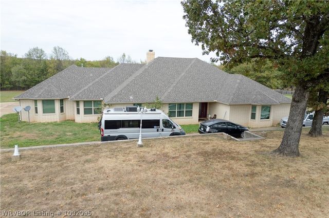 5300 Spring Mountain Road, Fort Smith, AR 72916