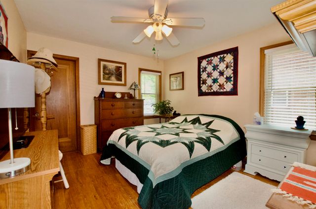 2606 Edgemont Lot: 699, Trenton, MI 48183