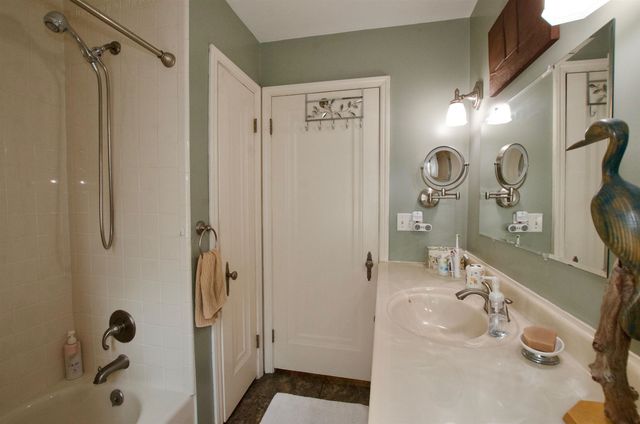 2606 Edgemont Lot: 699, Trenton, MI 48183