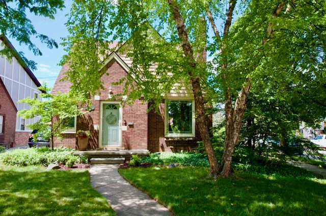 2606 Edgemont Lot: 699, Trenton, MI 48183
