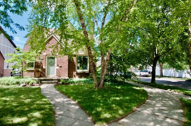 2606 Edgemont Lot: 699, Trenton, MI 48183