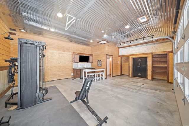 1520 Midland Road, Alexander, AR 72002