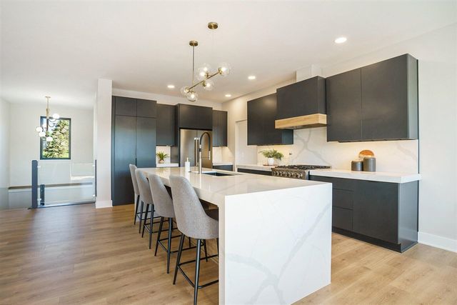 6788 120th Avenue, Fennville, MI 49408