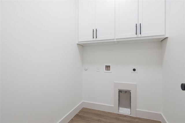 145 Kawainui LN, Bastrop, TX 78602