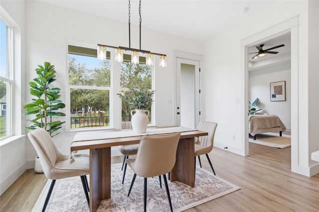 145 Kawainui LN, Bastrop, TX 78602