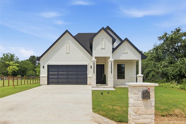 145 Kawainui LN, Bastrop, TX 78602