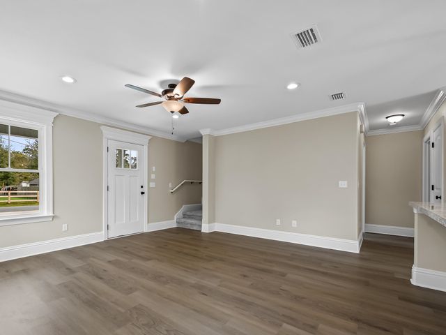 45 Klickitat Drive, Crawfordville, FL 32327