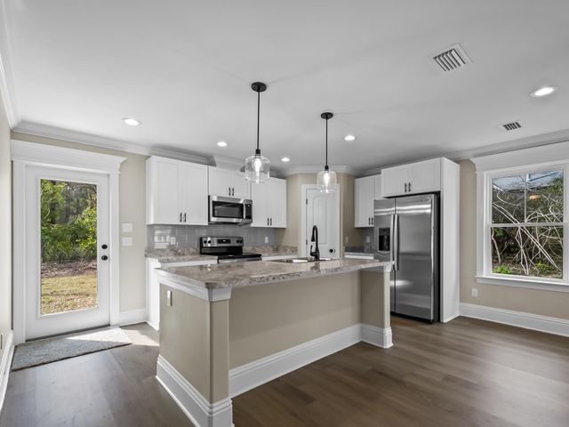 45 Klickitat Drive, Crawfordville, FL 32327