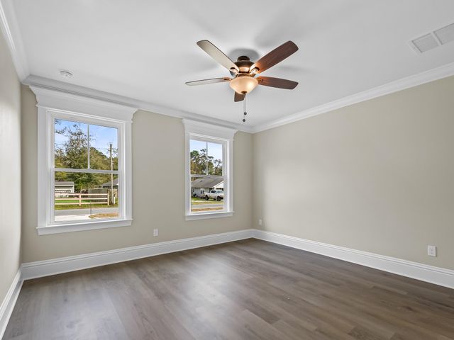 45 Klickitat Drive, Crawfordville, FL 32327