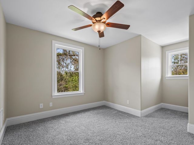 45 Klickitat Drive, Crawfordville, FL 32327