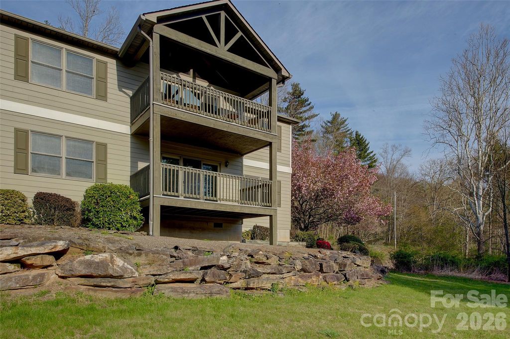 11014 State Hwy 80 S Highway 2-C, Burnsville, NC 28714
