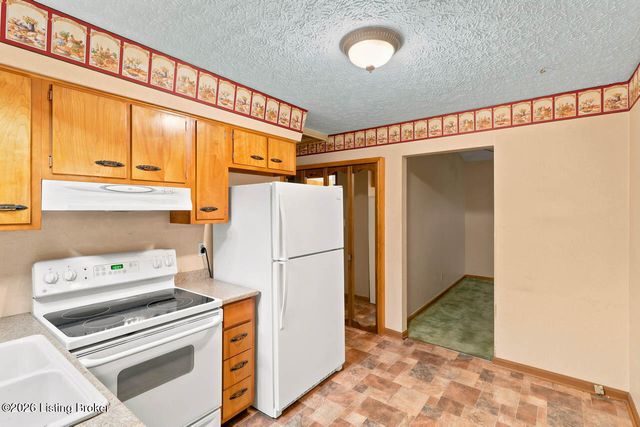 115 Concord Dr, Mt Washington, KY 40047