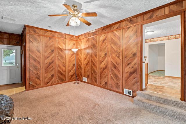 115 Concord Dr, Mt Washington, KY 40047
