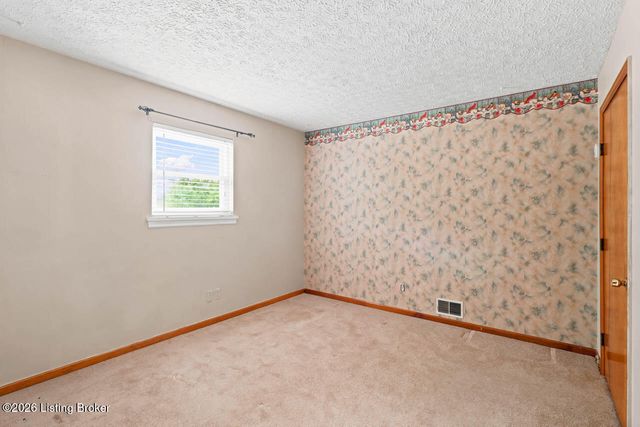 115 Concord Dr, Mt Washington, KY 40047