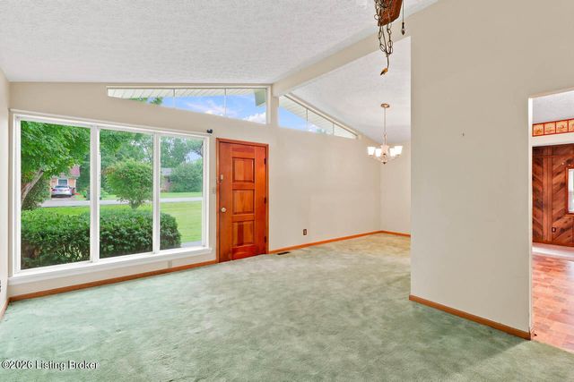 115 Concord Dr, Mt Washington, KY 40047