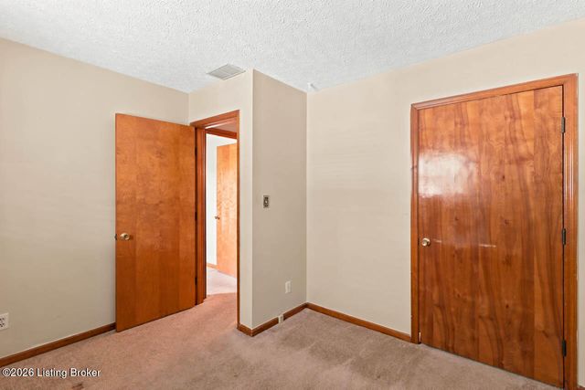 115 Concord Dr, Mt Washington, KY 40047