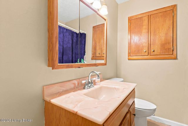 115 Concord Dr, Mt Washington, KY 40047