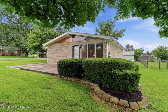 115 Concord Dr, Mt Washington, KY 40047