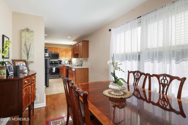 275 N 5th Avenue, Long Branch, NJ 07740