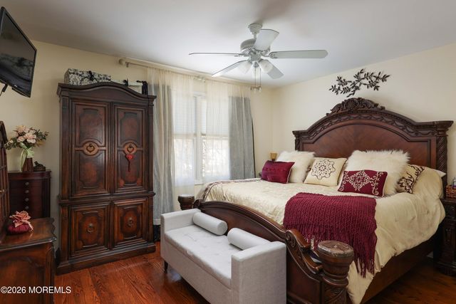 275 N 5th Avenue, Long Branch, NJ 07740