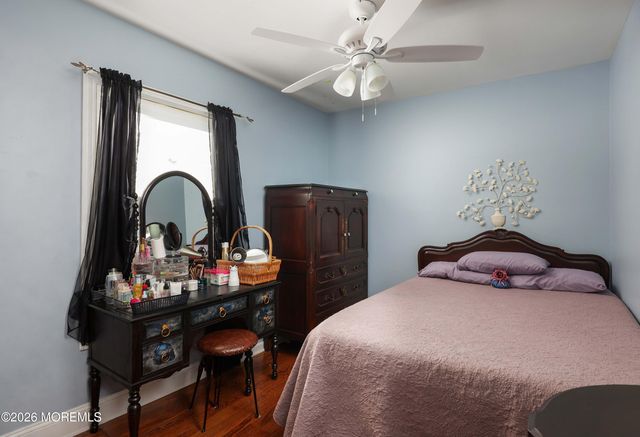 275 N 5th Avenue, Long Branch, NJ 07740