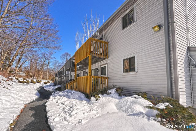 330 Savin Avenue APT 76, West Haven, CT 06516