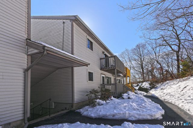 330 Savin Avenue APT 76, West Haven, CT 06516